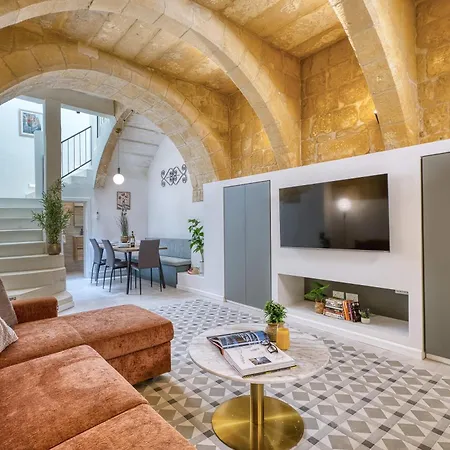 Exquisitely Restored 16th Century House In Hébergement de vacances *