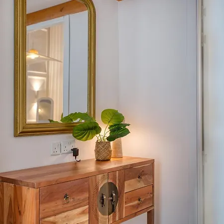 Exquisitely Restored 16th Century House In Vittoriosa